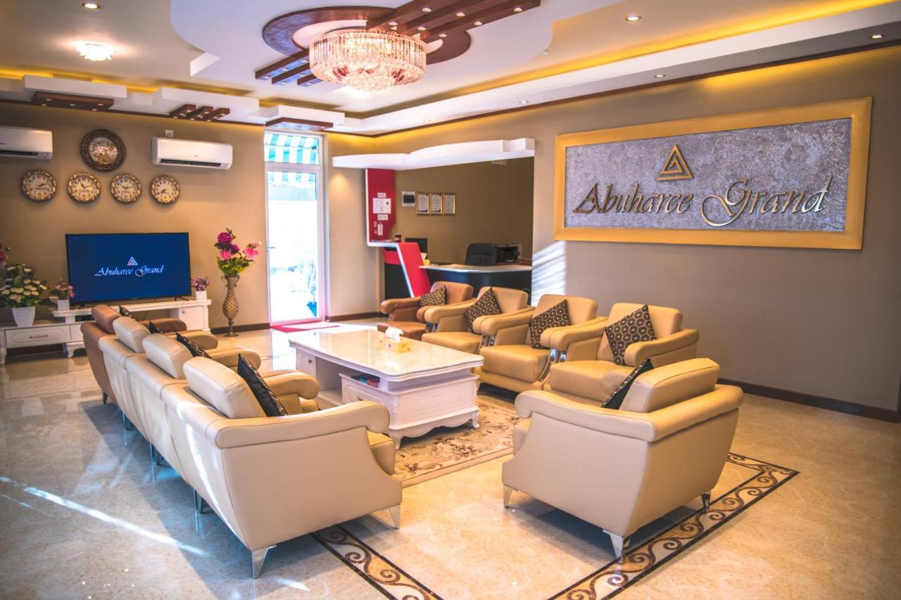 Abuharee Grand 호텔 아두아톨 외부 사진